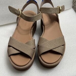 ROTHYS gold glitter platform sandals size 6.5 comfy stretch